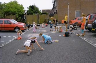 Stacey wint stoeptekenwedstrijd